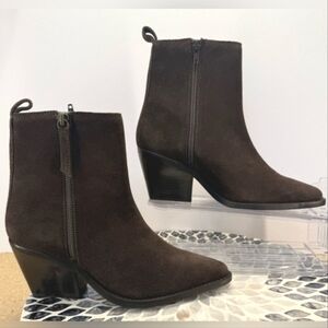House of Harlow 1960 Chocolate Brown Suede Ankle Booties 3" Heel Size 6.5 NEW